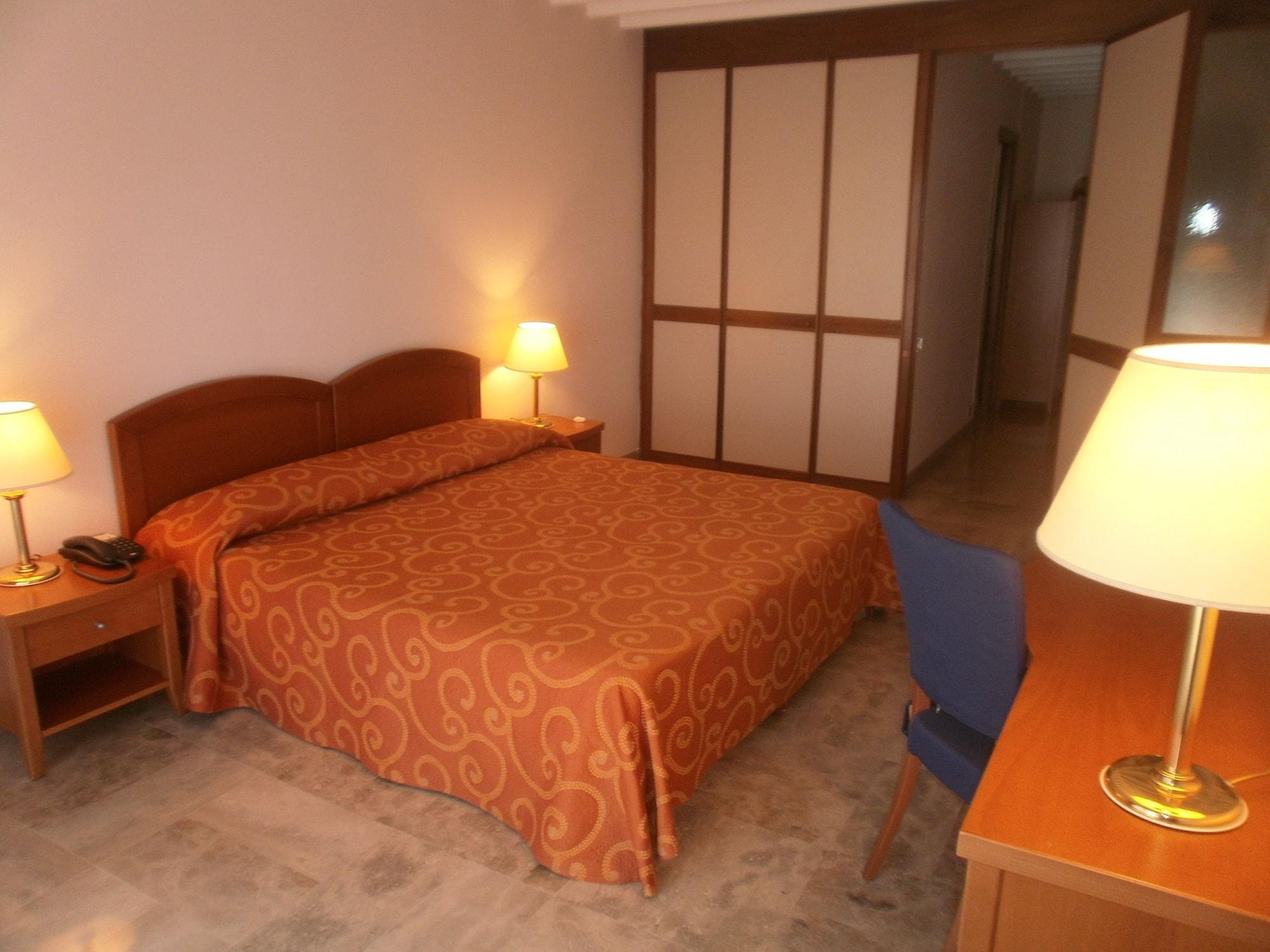 Residenze Garden Aparthotel Roma Ngoại thất bức ảnh