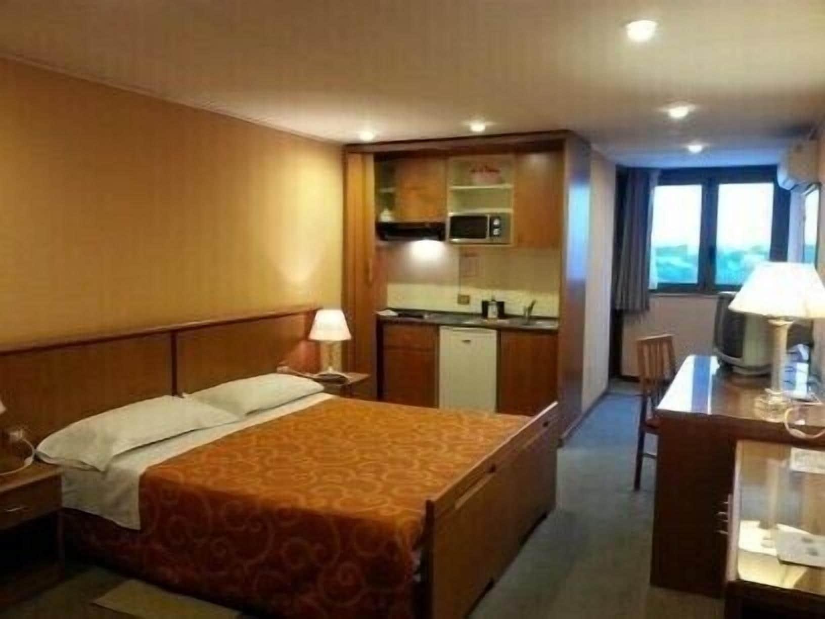 Residenze Garden Aparthotel Roma Ngoại thất bức ảnh
