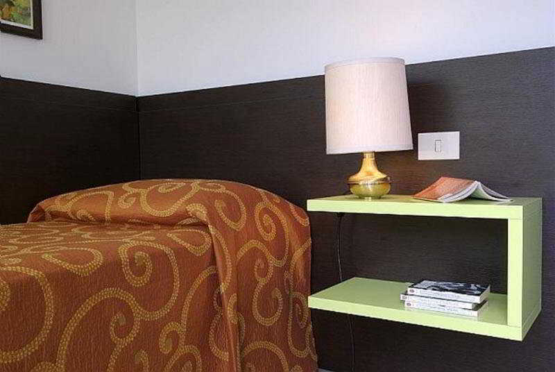 Residenze Garden Aparthotel Roma Ngoại thất bức ảnh
